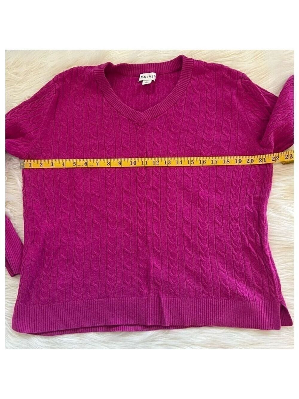 Bundle of 3 Cable Knit V Neck Sweaters (1X) - Picture 13 of 14
